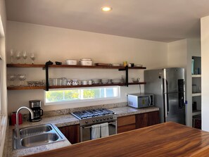 Private kitchen - Bright and airy 2BR/2BA Nueva Vallarta condo with beach access (Nuevo Nayarit)