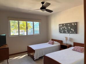 Room - Bright and airy 2BR/2BA Nueva Vallarta condo with beach access (Nuevo Nayarit)