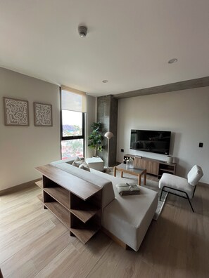 Living area - Modern luxury apartment one block from Expo Gdl - World Cup visitors welcome! (Guadalajara)