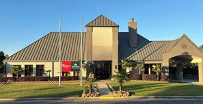 Exterior - Hometowne Studios By Red Roof Birmingham (Birmingham)