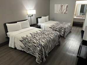 Desk, laptop workspace, blackout curtains, free cots/infant beds