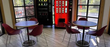 Vending machine