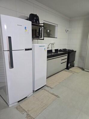 Private kitchen - Luxury apartment 200 meters from the beach. (Porto Seguro)