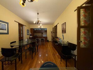 Breakfast area - Hotel Casa Olmedo (Quito)