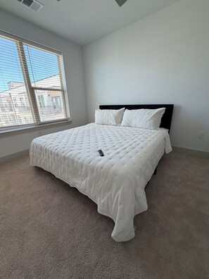 1 chambre, fer et planche à repasser, Wi-Fi gratuit, draps fournis