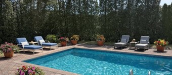 Pool tennis gym Bikes all included & <2m’s fr/ all
