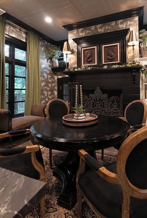 Dining - "THE MAYBELLE" 1892 Historic Two Story Victorian Home, Downtown Springfield, TN (Springfield)