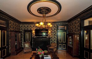 Interior - "THE MAYBELLE" 1892 Historic Two Story Victorian Home, Downtown Springfield, TN (Springfield)
