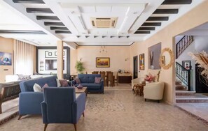 Interior - Villa Léa: Quiet villa in a secure residence with pool access Marrakech (Marrakech)