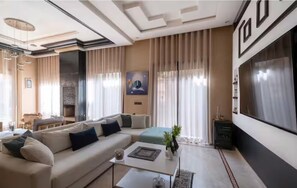 Living area - Villa Léa: Quiet villa in a secure residence with pool access Marrakech (Marrakech)