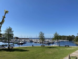 Marina - 247 - Your stay facing Hourtin Port – Superb view and peaceful setting (HOURTIN)