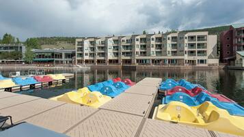 Condo (0 Bedroom) | Property amenity