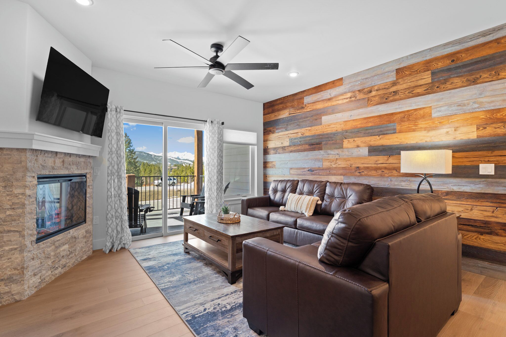 Condo (2 Bedrooms) | Exterior