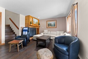 Exterior - 204 E. Fox Court (Silverthorne)