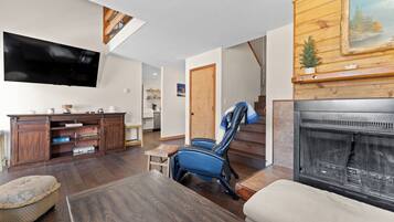 Studio (2 Bedrooms) | Exterior