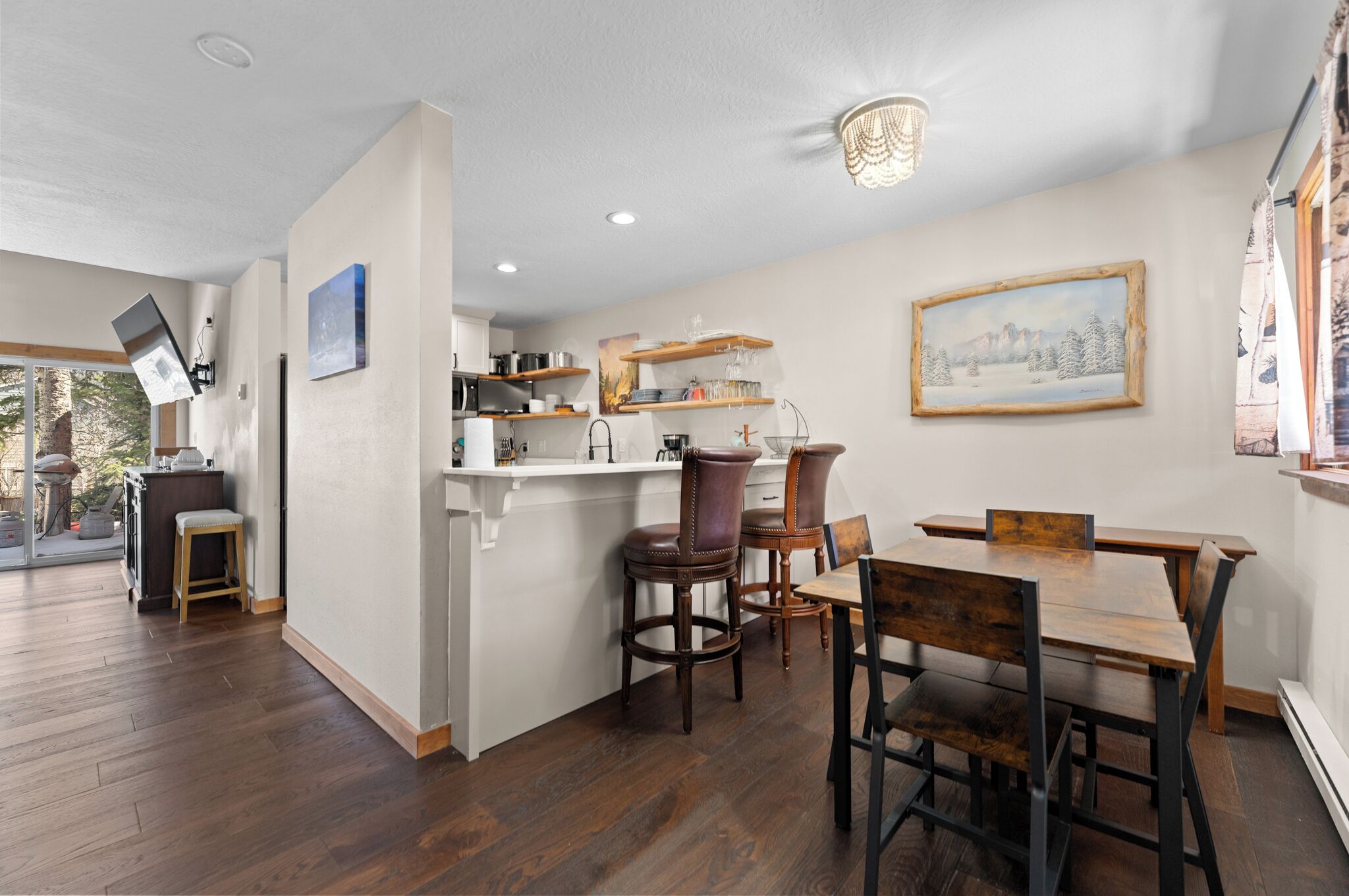 Studio (2 Bedrooms) | Exterior