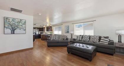 Beautiful 3-bedroom house with AC in adorable Gooding