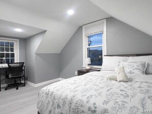 4 chambres, fer et planche à repasser, Wi-Fi, draps fournis