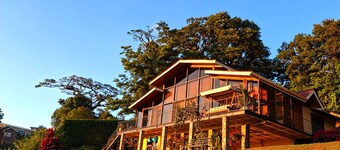 Peaceful 4 bedroom cabin in Monteverde, perfect for nature lovers - Sun's End