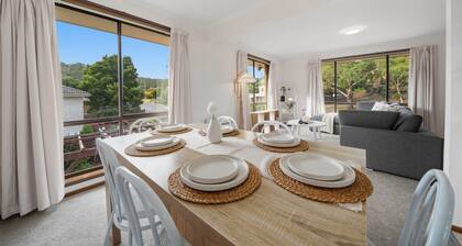 Geilston Bay Hideaway | Easy Access to Hobart