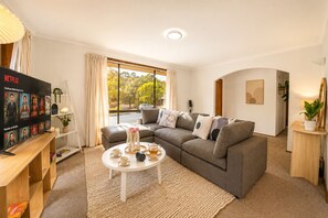Ping pong - Geilston Bay Hideaway | Easy Access to Hobart (Geilston Bay)