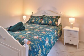 Comfort Villa, Balcony, Garden View