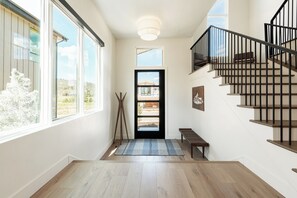 Interior - Spacious 4BR home in Park City with mountain views, perfect for 11 guests! (Park City)