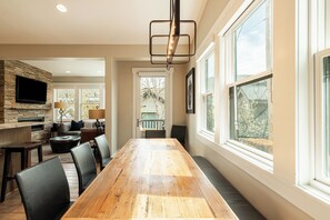 Interior - Luxurious 5-bedroom Park City Woodside Escape steps from Main Street. (Park City)