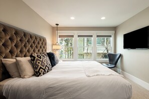 5 Schlafzimmer, Schreibtisch, kostenloses WLAN, Bettwäsche