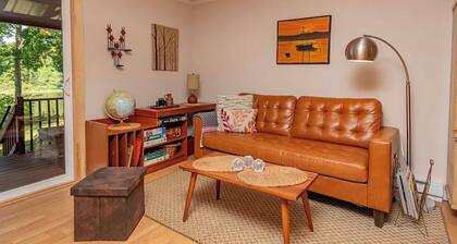 Lakeside 2-bedroom condo in Sebec - Relax and enjoy the Lake!