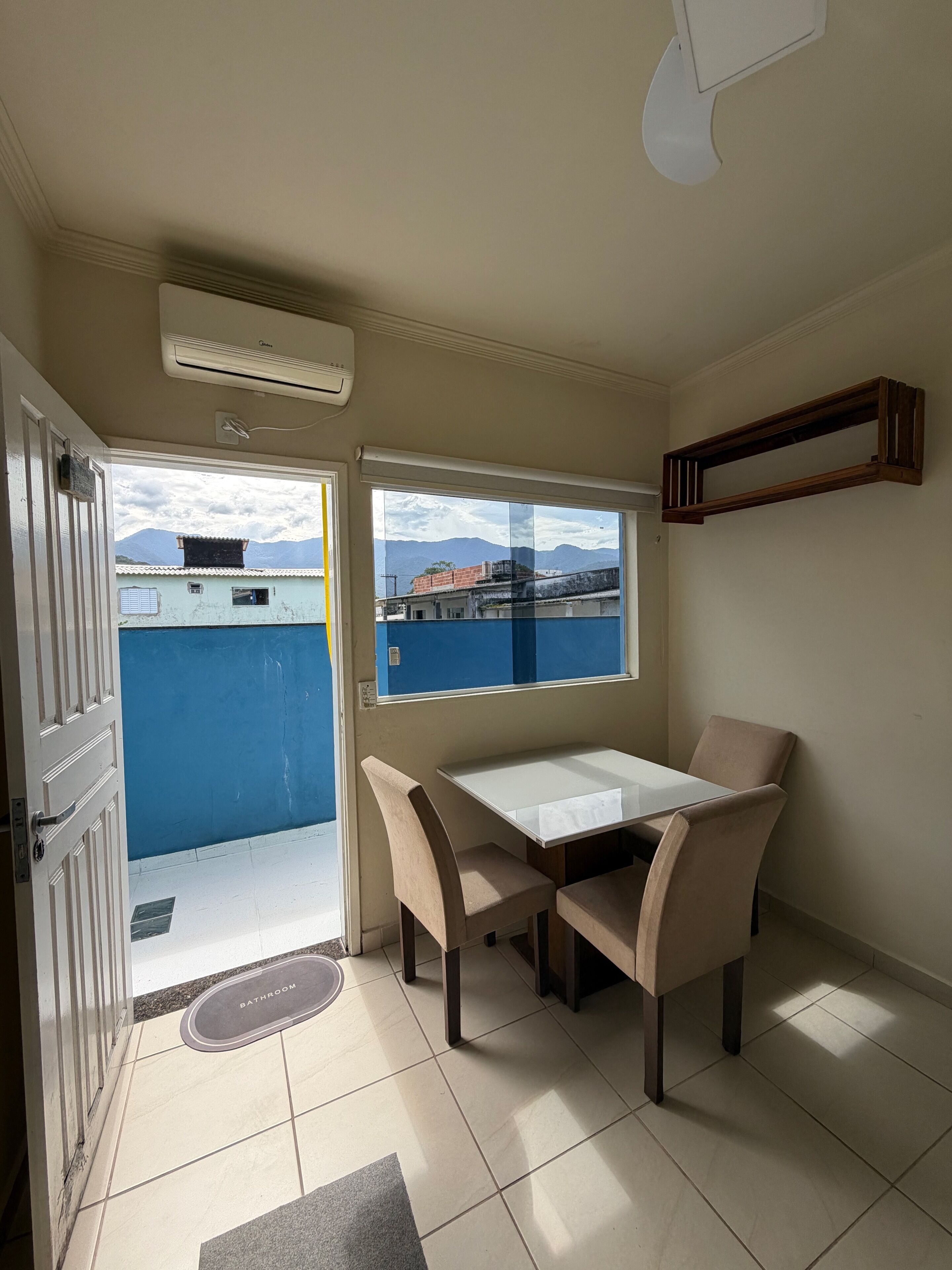 Suite marli luxo c - ar condicionado 500 mts da praia | Wi-Fi de cortesia