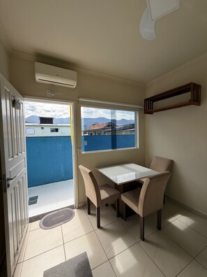 Free WiFi - Suites Família Otaviano  (Ubatuba)