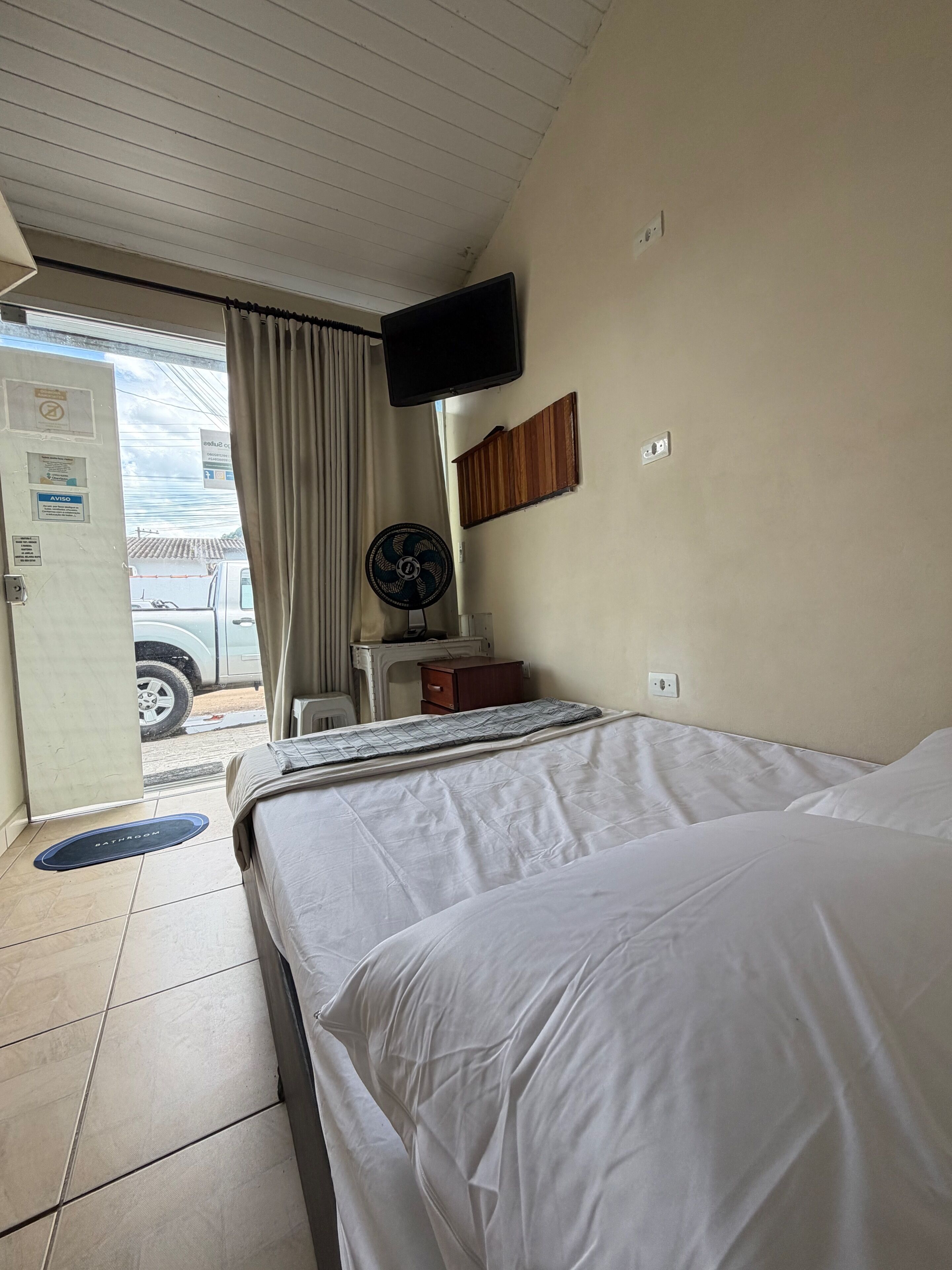 Suite Jorge Ubatuba custo - beneficio 500 mts da praia