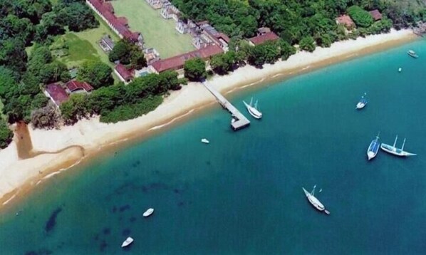 Suite Dalva Otaviano | Beach - Suites Família Otaviano  (Ubatuba)