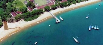 สวีทส์ ฟามีเลีย โอตาวีอาโน  