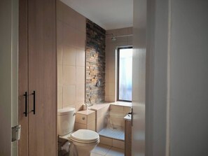 Zimmer, 1 Schlafzimmer, barrierefrei | Badezimmer