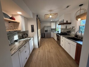 Private kitchen - Beautiful and Spacious 4-bedroom home in Lynchburg (Lynchburg)