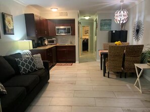 Interior - Ocean View Front Row - Cruise Parking - 2 Pools - Hot Tub - GYM -Tennis (Galveston)
