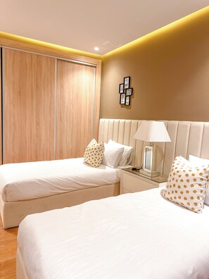 2 bedrooms, iron/ironing board, Internet, bed sheets - Atlas 31 apparently luxury Tangier (Tanger)