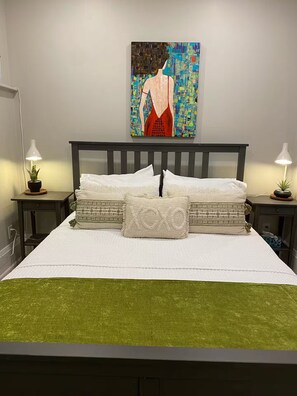 1 bedroom, iron/ironing board, WiFi - Suite Dreams (Elora)
