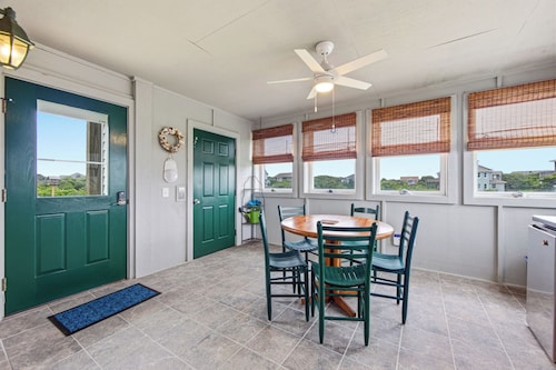 Thistle: Semi-Oceanfront home in Duck, Elevator, Sanderling Community Amenities