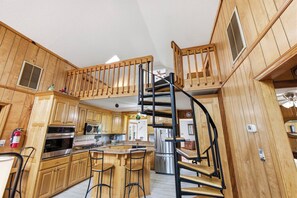 Fridge, microwave, oven, stovetop - Thistle: Semi-Oceanfront home in Duck, Elevator, Sanderling Community Amenities (Duck)