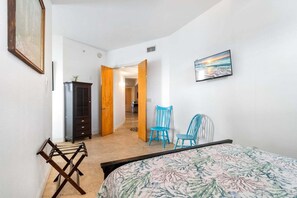Iron/ironing board, travel cot, free WiFi, bed sheets - Oceanfront Condo W/ Double Wide Balcony & Heated Pool! 🏖️ (Cocoa Beach)