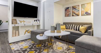 Sleeps 3 | Case Western + Uni Circle + Parking