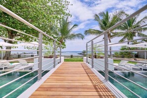 Pool - Les Estivales Beachfront Suites & Penthouses By Lo (Mauritius)