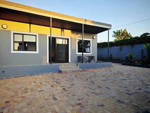 Room, 1 Bedroom, Accessible | Teres/patio