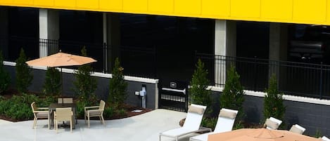 Apartment (2 Bedrooms) | Pool | Außenpool (je nach Saison geöffnet)