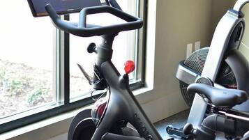 Apartemen (2 Bedrooms) | Fasilitas kebugaran