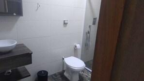 Suite, vistas al valle | Baño | Ducha