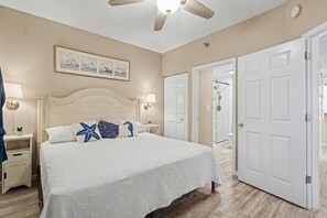 1 bedroom, WiFi, bed sheets - The Beach Club 1 Bedroom (Gulf Shores)